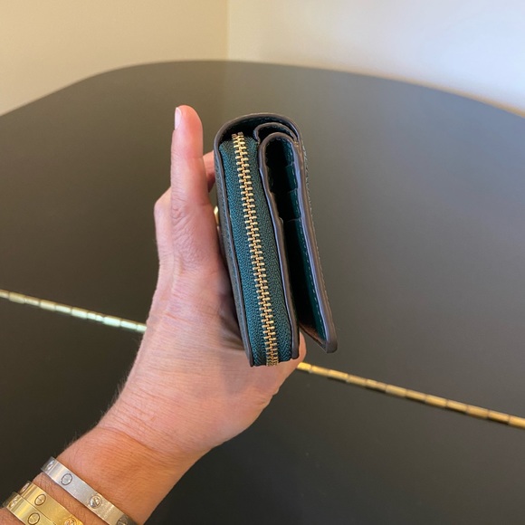 NWT AUTHENTIC LUXURY MINIMALIST RARE Tory Burch Perry Bombe Bi-Fold Wallet - Picture 12 of 17